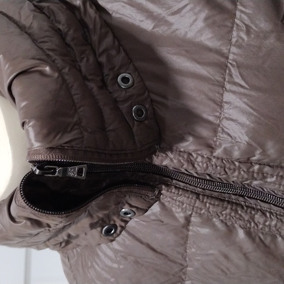 Peace Love Chill women's brown lightweight down jacket with pink lining. Small - Picture 8 of 11